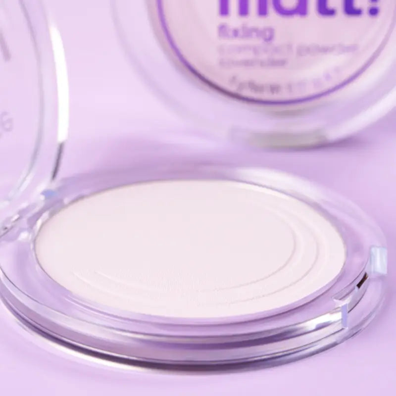 Essence Kompaktpuder „All About Matt!“ mit Lavendelduft, 9 g