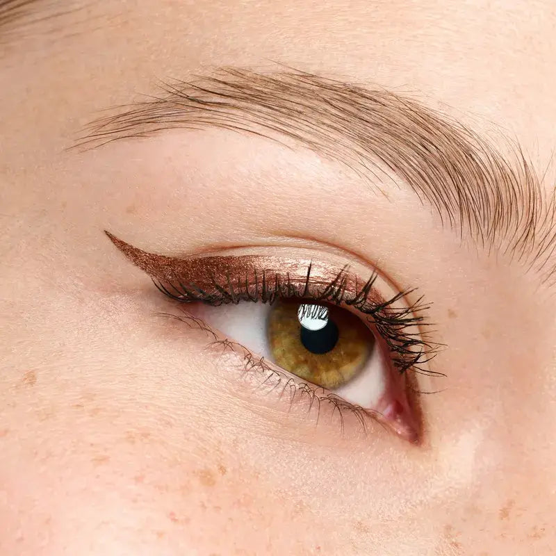 Essence Colour It! Metallischer Eyeliner 01 , 3 ml