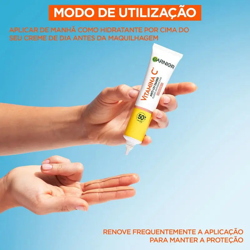 Garnier Vitamin C Flüssigkeit Anti-Uv Anti-Fleck täglicher Glow-Effekt Fps50+, 40 Ml