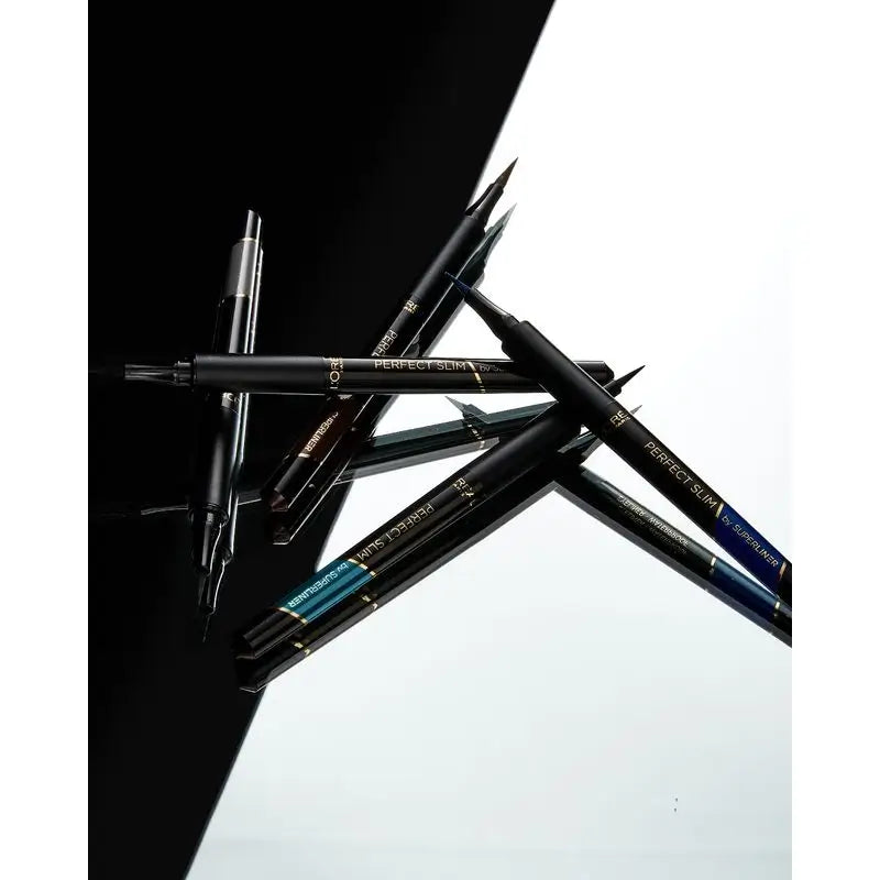 L'Oréal Paris Super Liner Perfect Slim Grey Ultrapräziser flüssiger Eyeliner