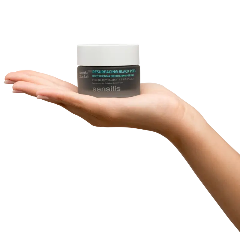 Sensilis Resurfacing Black Peel Revitalisierendes und aufhellendes Peeling 50 ml