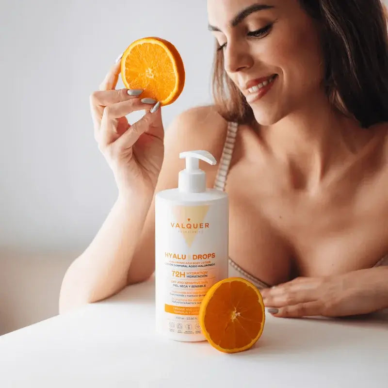 Valquer Hyaludrops Körperlotion Orange und Vanille – 72 Stunden Feuchtigkeitsversorgung, 700 ml
